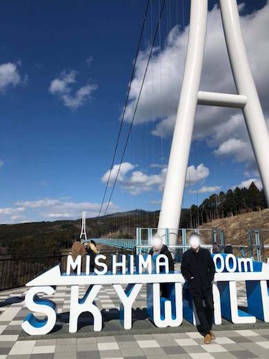 27654592_934844193341749_67828224_2