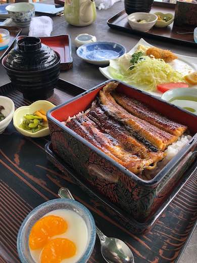 29541373_957091674450334_3780302876